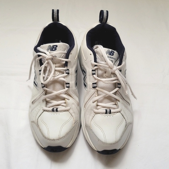 NEW BALANCE Sneakers. Comfort Insert. Size 10. COLOR White and Blue. - Picture 3 of 17